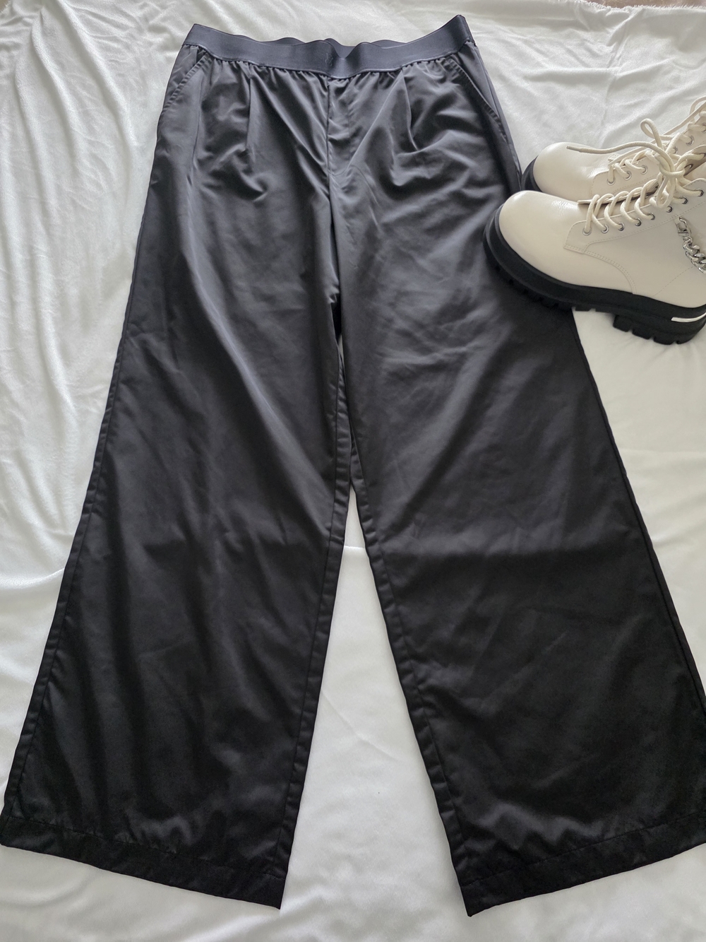 Victorias Secret Satin Wide-Leg Black Pants - Pockets, Sz XL